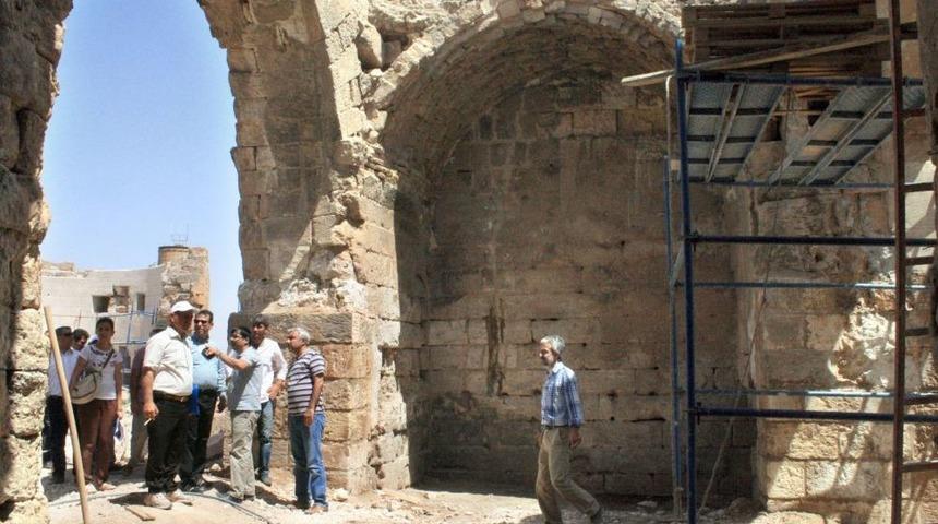 Harran Kalesi Ve Şehir Surları Restorasyonu 2014'te Bitecek