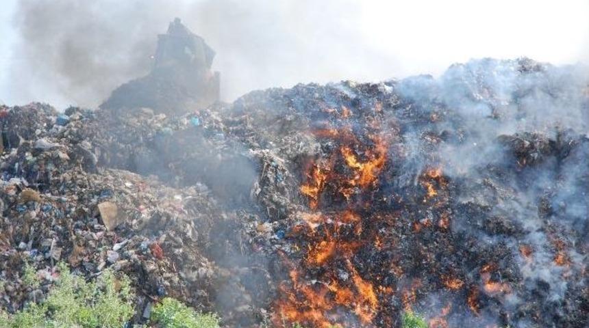 Yatağan Şehir &Ccedil;&ouml;pl&uuml;ğ&uuml;nde Yangın