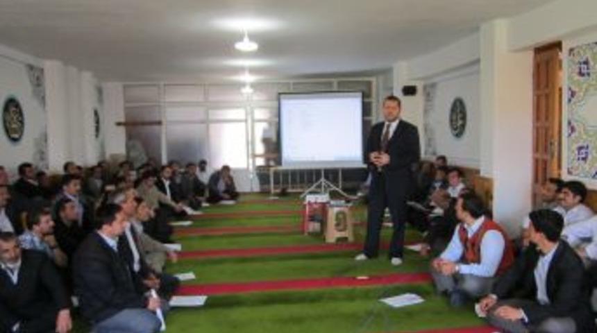 Yaz Kur'an Kursları &Ouml;ncesi Eğiticilere Seminer