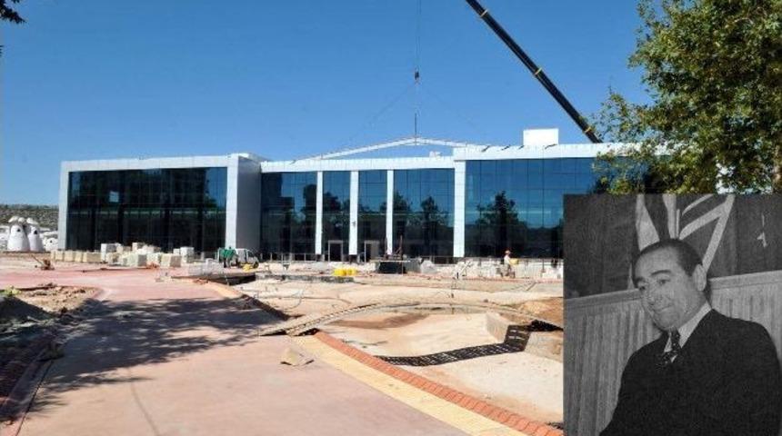 Kepez Belediyesi Yeni Tesise Adnan Menderes İsmini Verdi