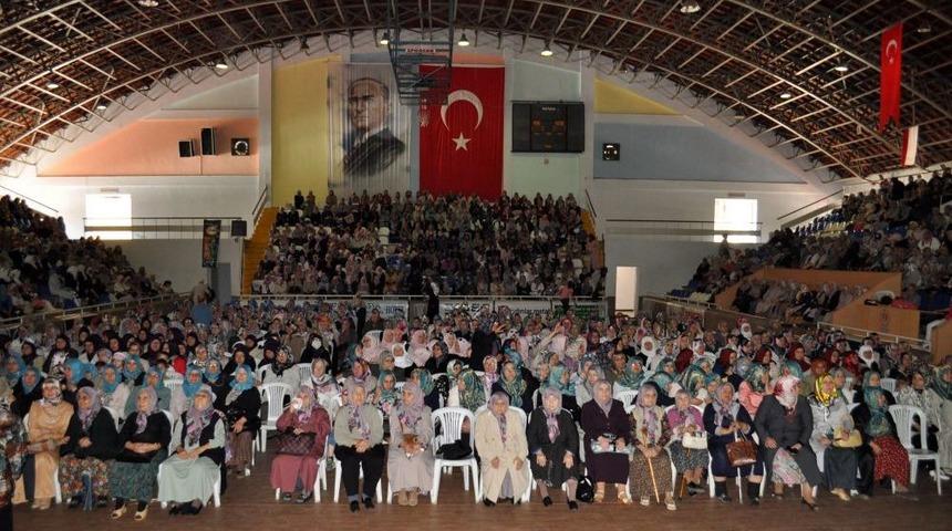 Balıkesir'de Sekiz Ayda 12 Bin 500 Kişi Kur'&acirc;n &Ouml;ğrendi