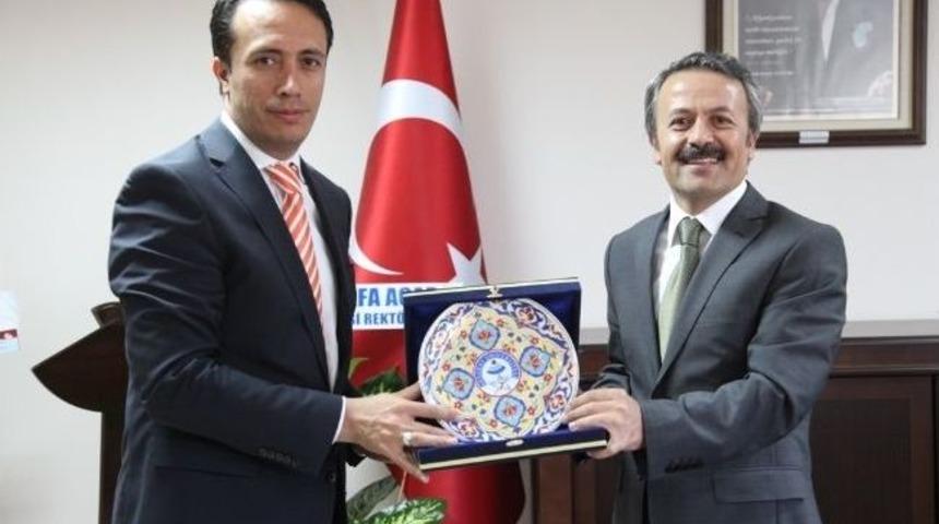 As&uuml; Genel Sekreterliğinde Devir Teslim