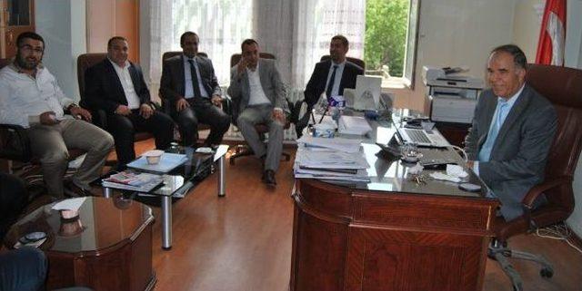 Ak Parti Tatvan İl&ccedil;e Y&ouml;netiminden İadeyi Ziyaret 1