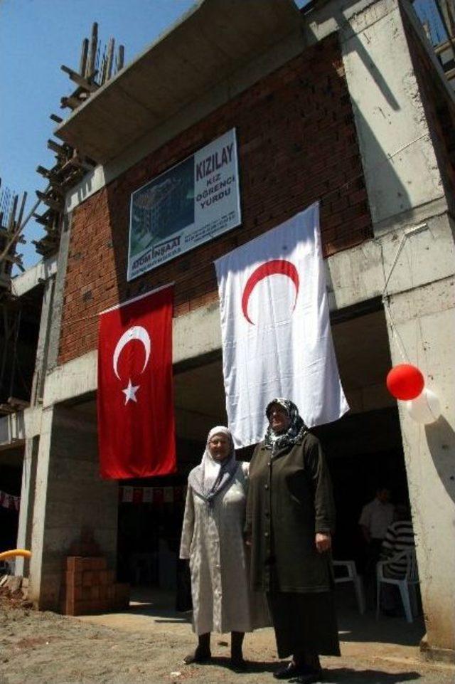 Kızılay'dan Kız Öğrenci Yurdu