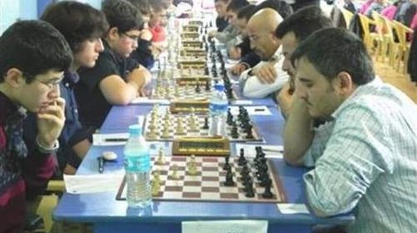 Deepo Avm&rsquo;de Babalar G&uuml;n&uuml;ne &Ouml;zel Satran&ccedil; Turnuvası Yapılacak