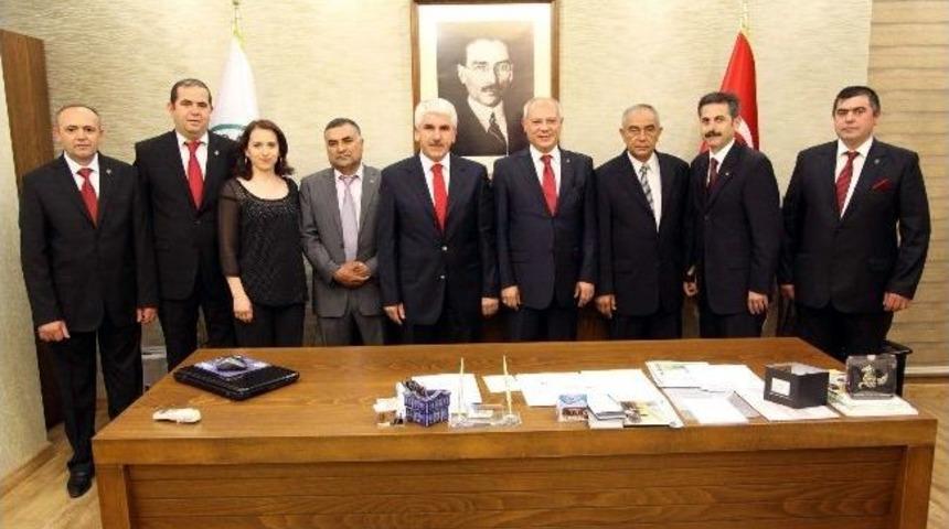 &Ouml;mer Zeydan Başkan Sakallı&rsquo;yı Ziyaret Etti