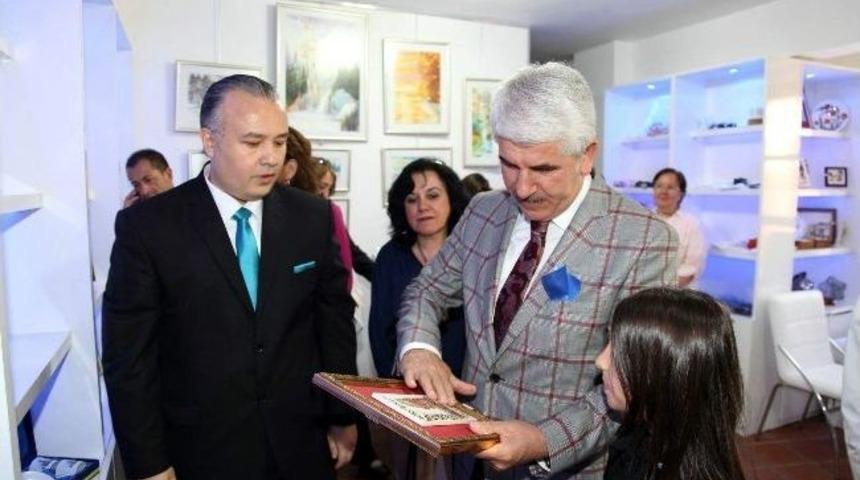 Mavi Sanat Merkezi Atlıhan&rsquo;da A&ccedil;ıldı
