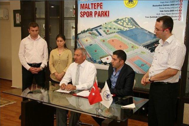 Adapazarı Belediyesi Maltepe'ye Spor Kompleksi Ve Kapalı Pazaryeri Yaptıracak