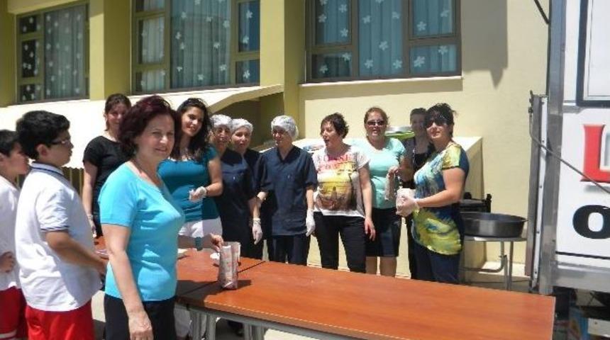 &Uuml;lkem Koleji&rsquo;nde Lokma G&uuml;n&uuml;