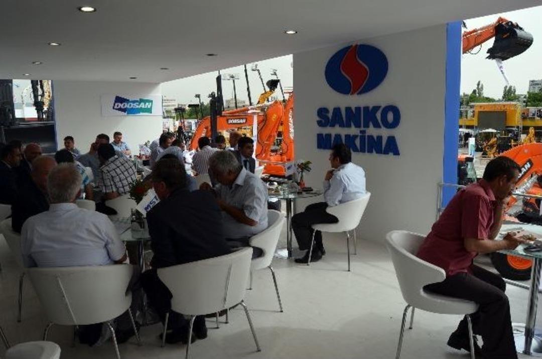 Sanko Makina, Komatek Fuarı'nda Ziyaret&ccedil;ilerini Ağırladı