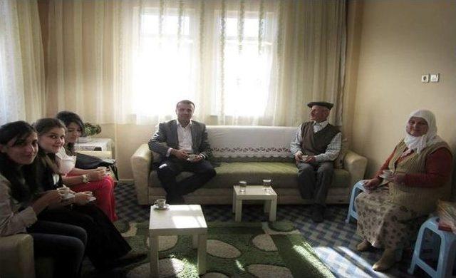 Devrekani Myo &Ouml;ğrencileri, Şehit Aileleri Ziyaret 1