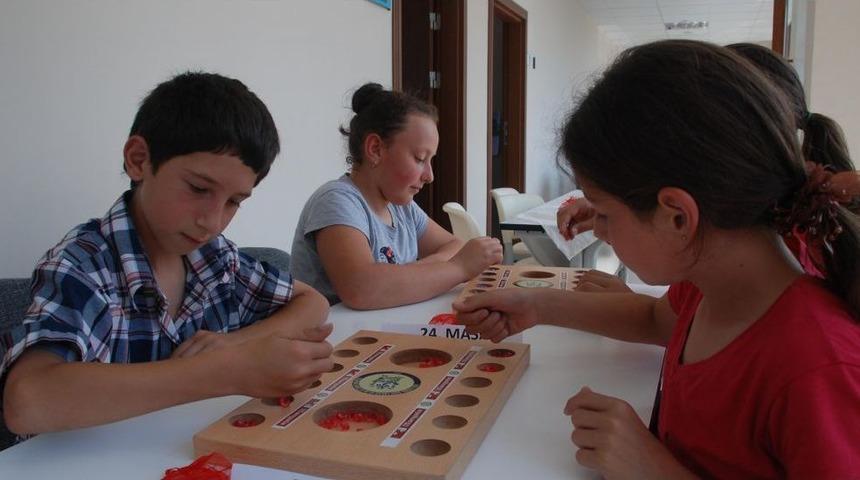 Rizeli &Ouml;ğrenciler 'mangala'ya Oynadı