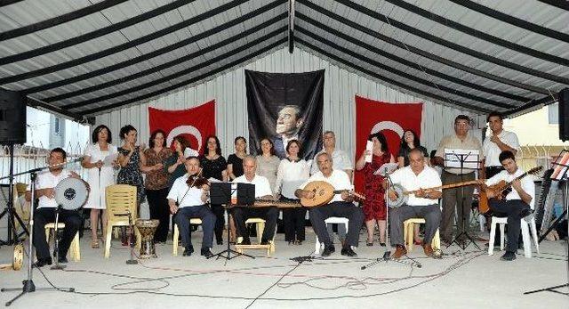 Erdemli Lisesi’nde 40. Mezuniyet Yılı Coşkusu