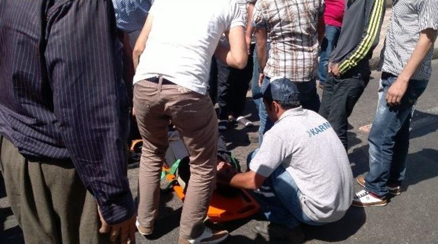 Diyarbakır'da Kaza, 2 Yaralı