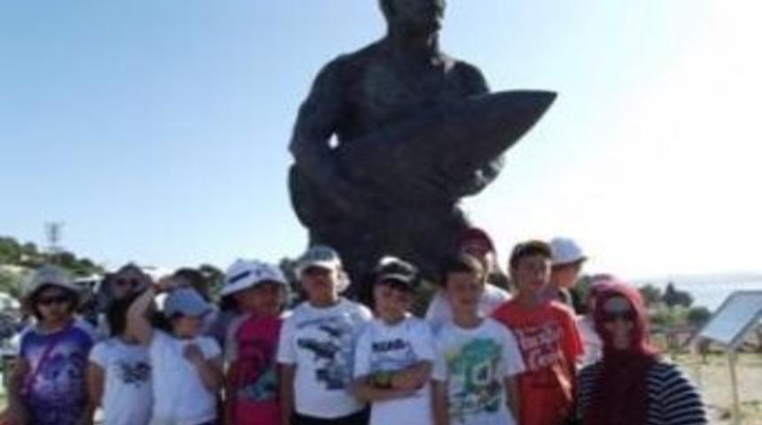 Sevgi Sınıfı &Ouml;rencileri &Ccedil;anakkale'de