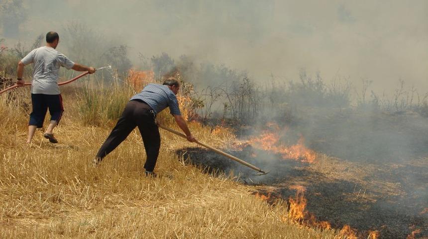 &Ccedil;ift&ccedil;ilere Hasat Sonrası Anız Yakmayın Uyarısı