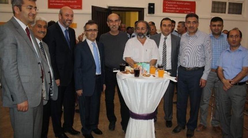 Mahkumlardan Tiyatro G&ouml;sterisi