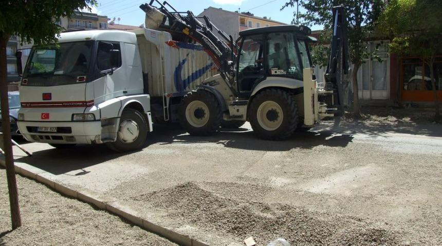 Yerk&ouml;y&rsquo;de Yol Ve Kaldırım &Ccedil;alışmaları Yıl Sonuna Kadar Tamamlanacak
