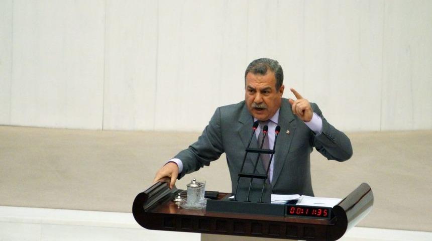 İ&ccedil;işleri Bakanı G&uuml;ler: Bırakalım Meclis&rsquo;i Işgal Mi Etsinler