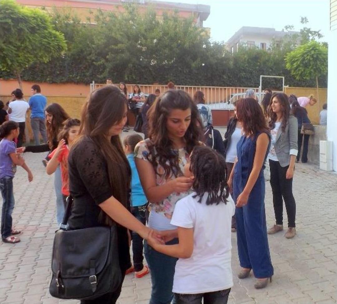 Hk&uuml; &Ouml;ğrencilerinden &Ccedil;ocuklara Unutulmaz Bir G&uuml;n