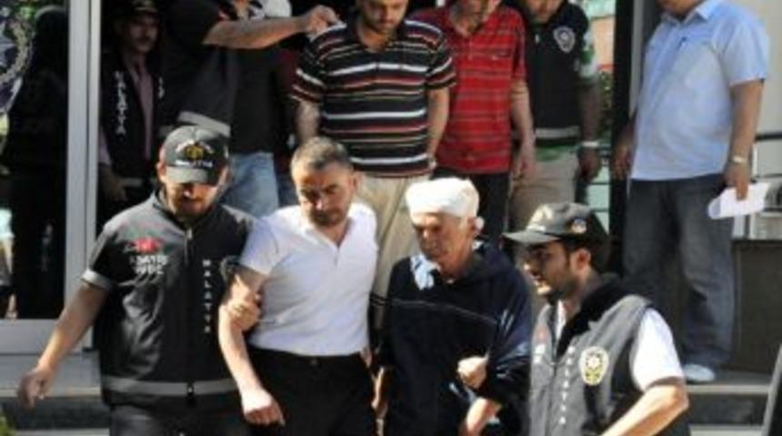 Tekel Bayiinde Veresiye Alışveriş Kavgası