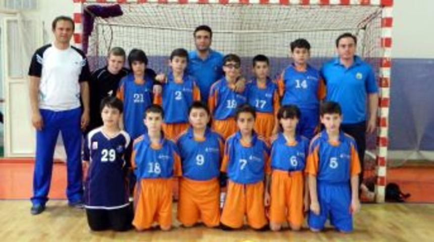 Samanyolu İbrahim Avcı Ortaokulu, Hentbolde Ilk 8&rsquo;e Girdi