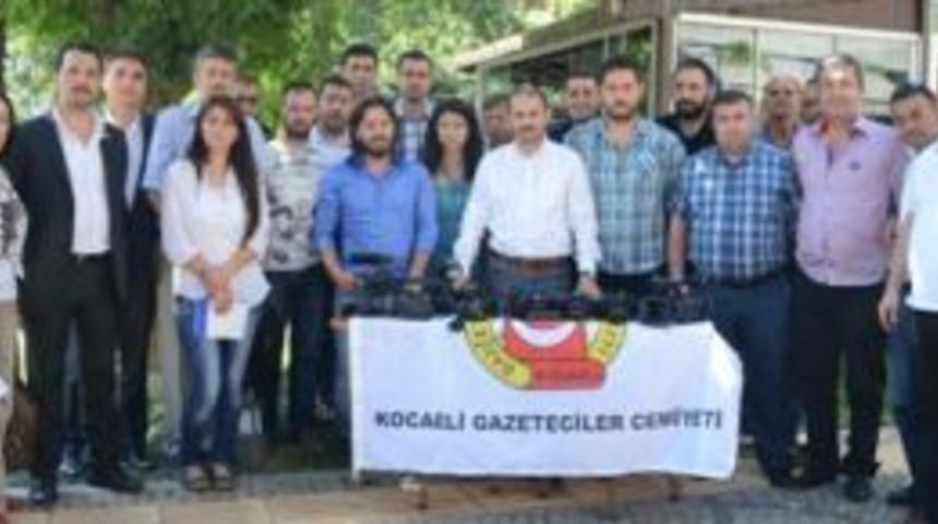 Gazetecilere yapılan saldırılara kınama