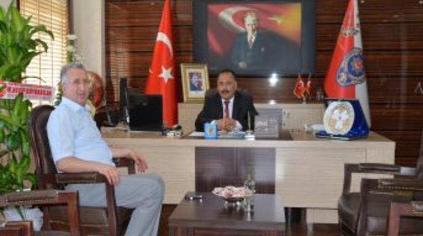 TPAO B&ouml;lge M&uuml;d&uuml;r&uuml; Demir&rsquo;den, Emniyet M&uuml;d&uuml;r&uuml; Salmaner&rsquo;e Ziyaret