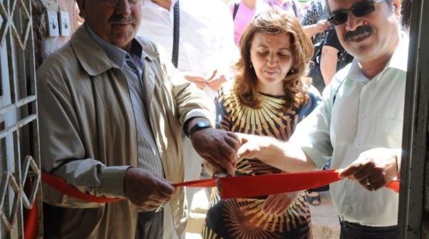 &Ouml;demiş Hem&rsquo;in Hamamk&ouml;y Sergisi A&ccedil;ıldı