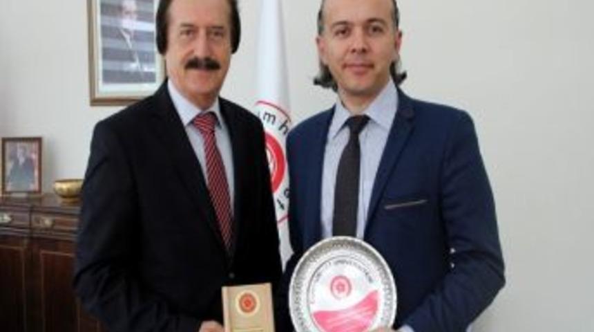 Prof.dr. Yılmaz Avrupa Kalp Yetersizliği Cemiyeti'ne Kurul &Uuml;yesi Se&ccedil;ildi