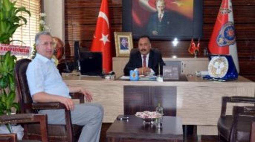Tpao B&ouml;lge M&uuml;d&uuml;r&uuml; Demir&rsquo;den, Emniyet M&uuml;d&uuml;r&uuml; Salmaner&rsquo;e Ziyaret