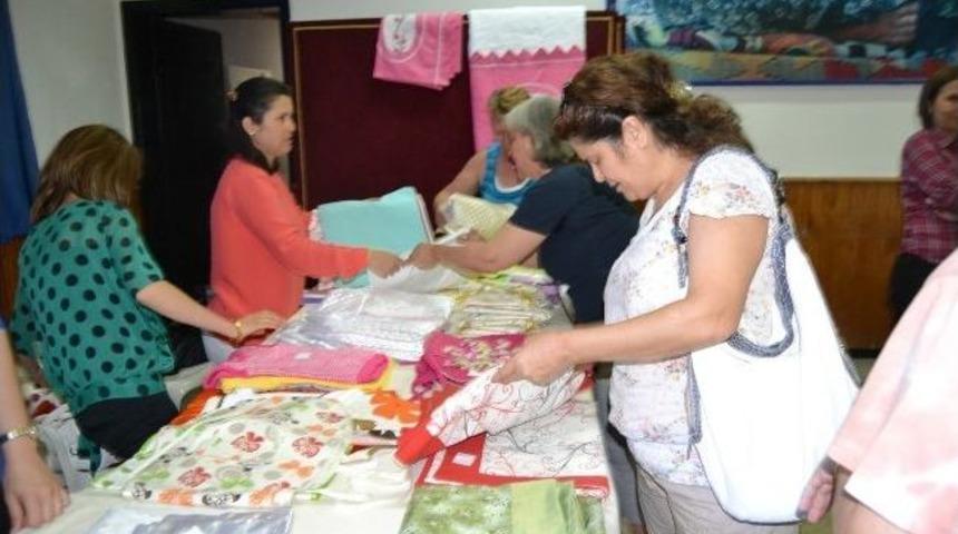 Fethiye’de El İşi Göz Nuru Eserler Kapışıldı