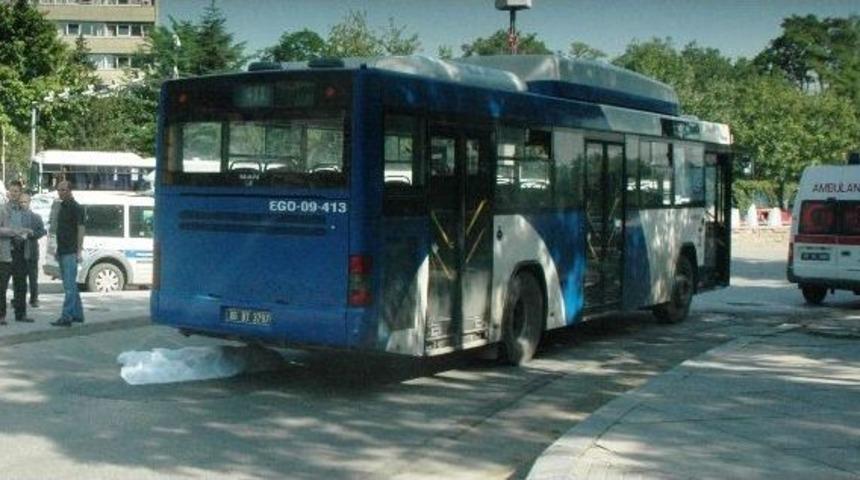 Başkentte Trafik Kazası: 1 &Ouml;l&uuml;
