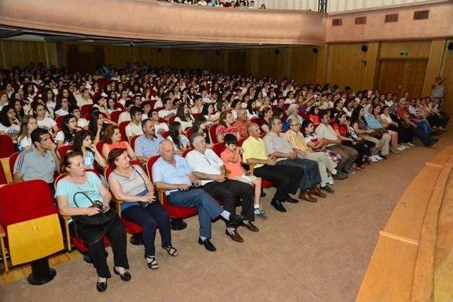 Gen&ccedil;ler Yeteneklerini Sergiliyor 2