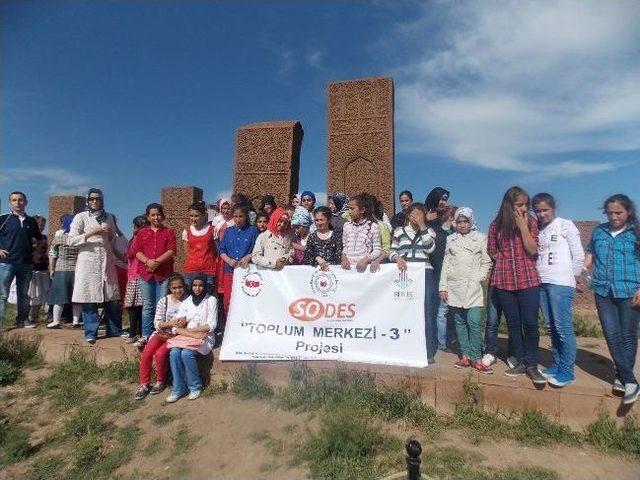 Heyder’den Öğrencilere Piknik Ve Müze Gezisi