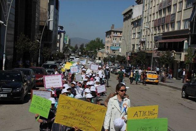 Erzurum’da 5 Haziran Dünya Ve Çevre Günü Yürüyüşü