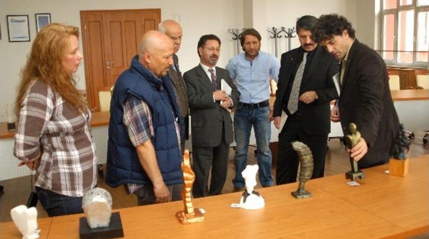 "veremle Savaş Ulusal &Ouml;d&uuml;l Heykelciliği Tasarım Yarışması" Sonu&ccedil;landı