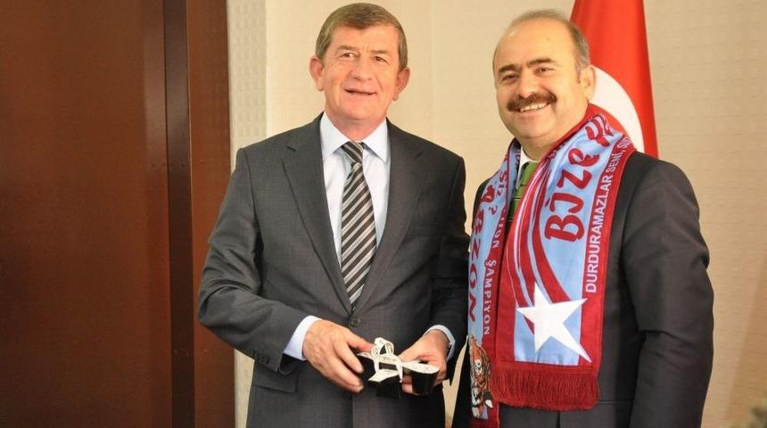 Kardeş Şehirler, 3 Dilli Kardeş Şehirde Buluştu