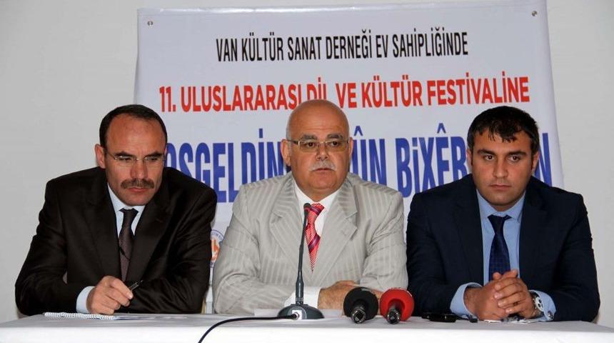 Van, T&uuml;rk&ccedil;enin &Ccedil;ocuklarını Bekliyor