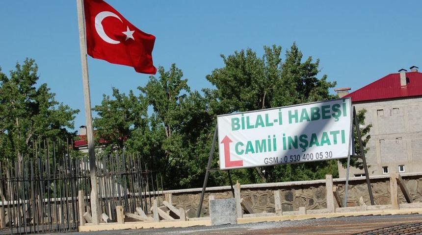 Vali Yurdakul, Cami Inşaatının Temel Atma T&ouml;renine Katıldı