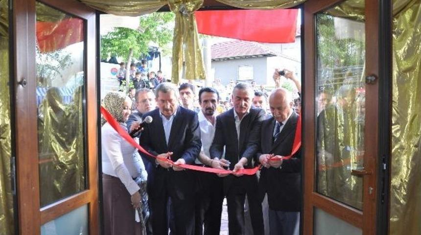 &Ouml;ğlebeli Sym Kursiyerlerine Sertifikaları Verildi