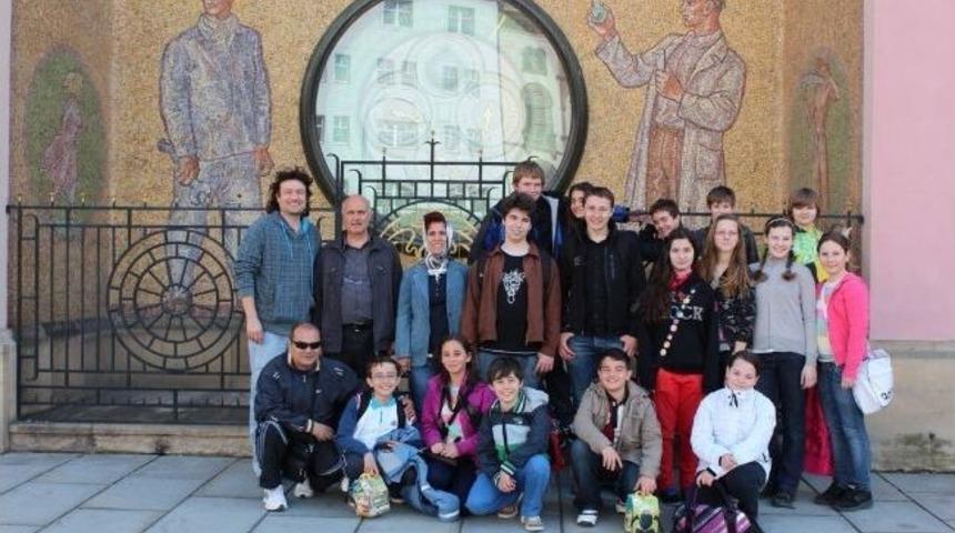 Karag&ouml;zoğlu Ortaokulu &Ouml;ğrencileri &Ccedil;ek&rsquo;ten D&ouml;nd&uuml;