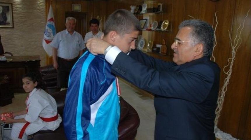 Melikgazi Belediye Başkanı Memduh B&uuml;y&uuml;kkılı&ccedil;: