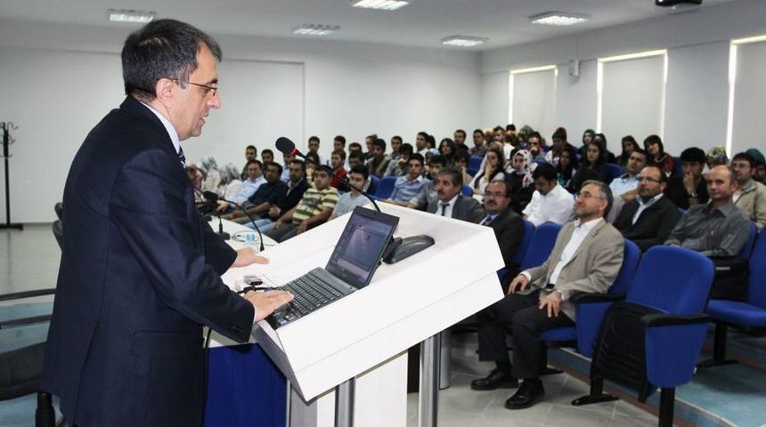 'AB Yolunda Bizim I&ccedil;in &Ouml;nemli Olan Vatandaşın Yaşam Kalitesinin Artması'