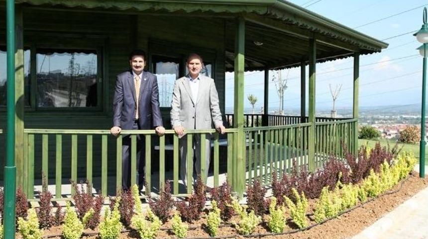 Milletvekili &Uuml;st&uuml;n Saski&rsquo;yi Gezdi