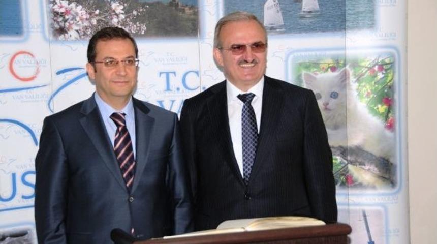 Mgk Genel Sekreteri T&uuml;rker&rsquo;den Vali Karaloğlu&rsquo;na Ziyaret