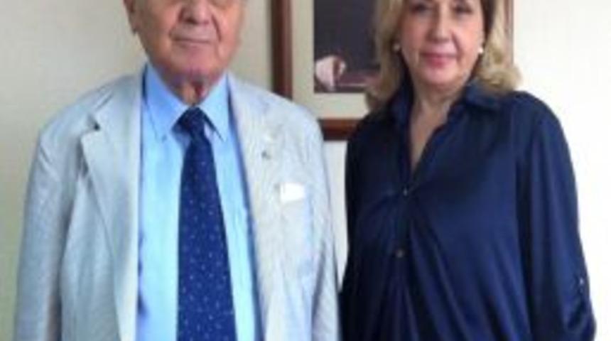 Basın Konseyi Başkanlığına Pınar T&uuml;ren&ccedil; Se&ccedil;ildi