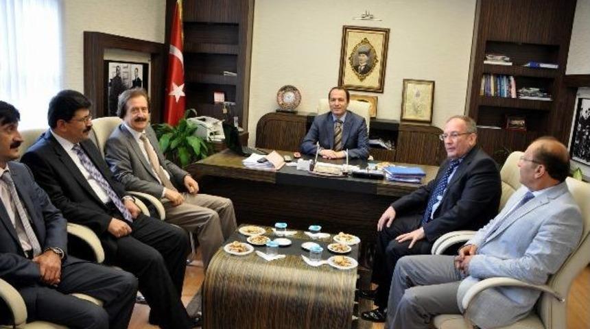 Cumhuriyet &Uuml;niversitesi Senatosu Suşehri&rsquo;nde Toplandı