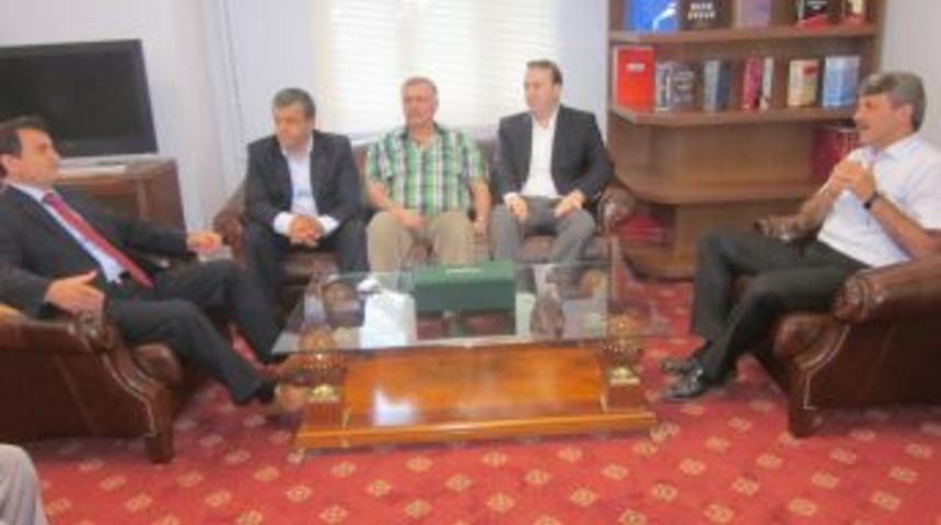 &Uuml;TB Y&ouml;netimi, Kaymakam Demir'i Ziyaret Etti