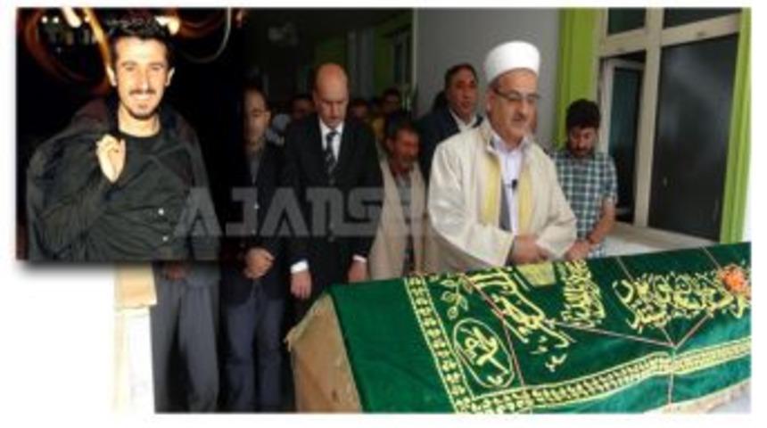 Şener son yolculuğuna uğurlandı